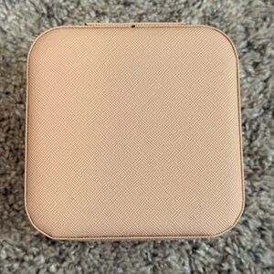Beige Square Jewelry Case
